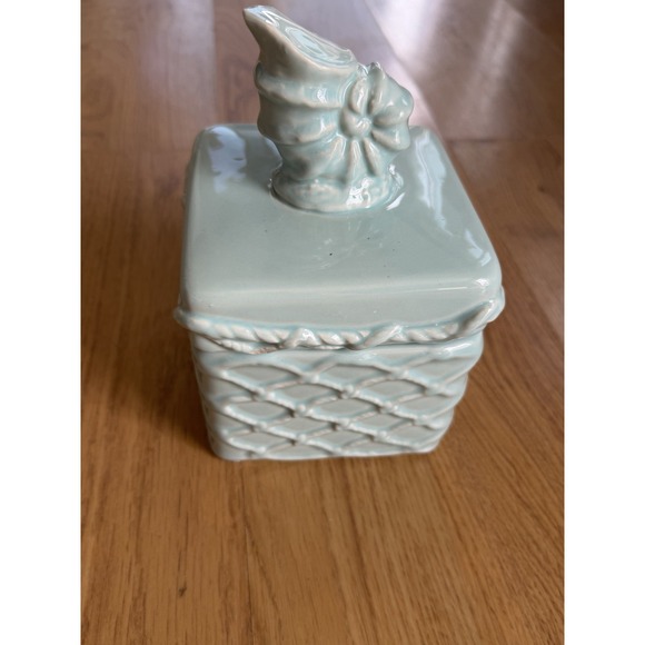 Apropos Home Collection Turquoise Shell Beach Ceramic Box - Picture 3 of 10